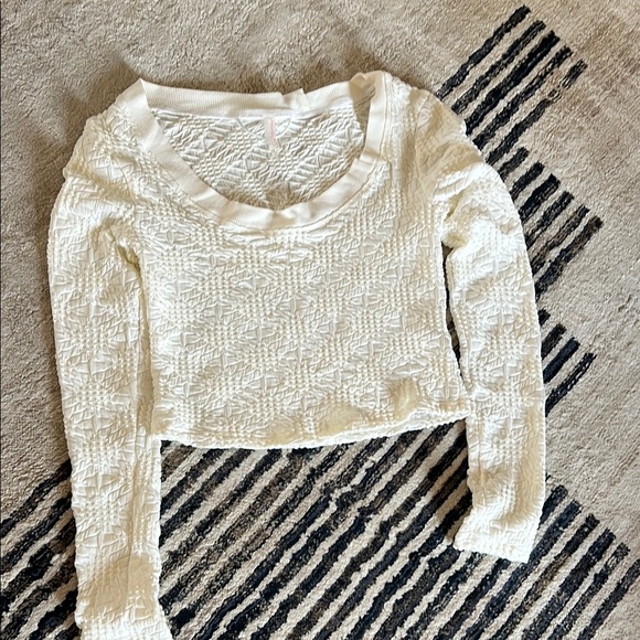 FP Movement by Free People Textured Cream Crop Top size small - Picture 1 of 3
